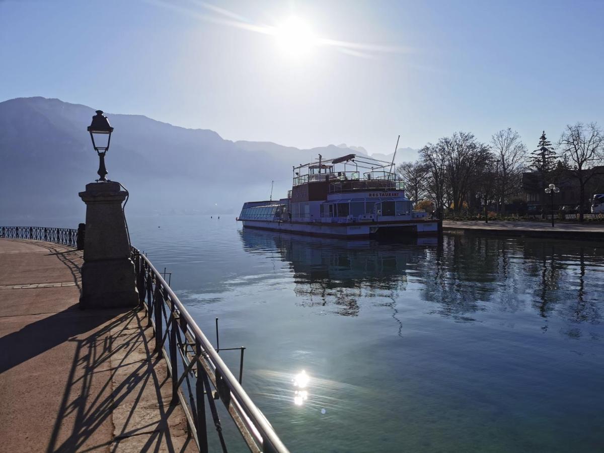 Lac Annecy plage privée, Duplex Baie des voiles Duingt Exterior foto
